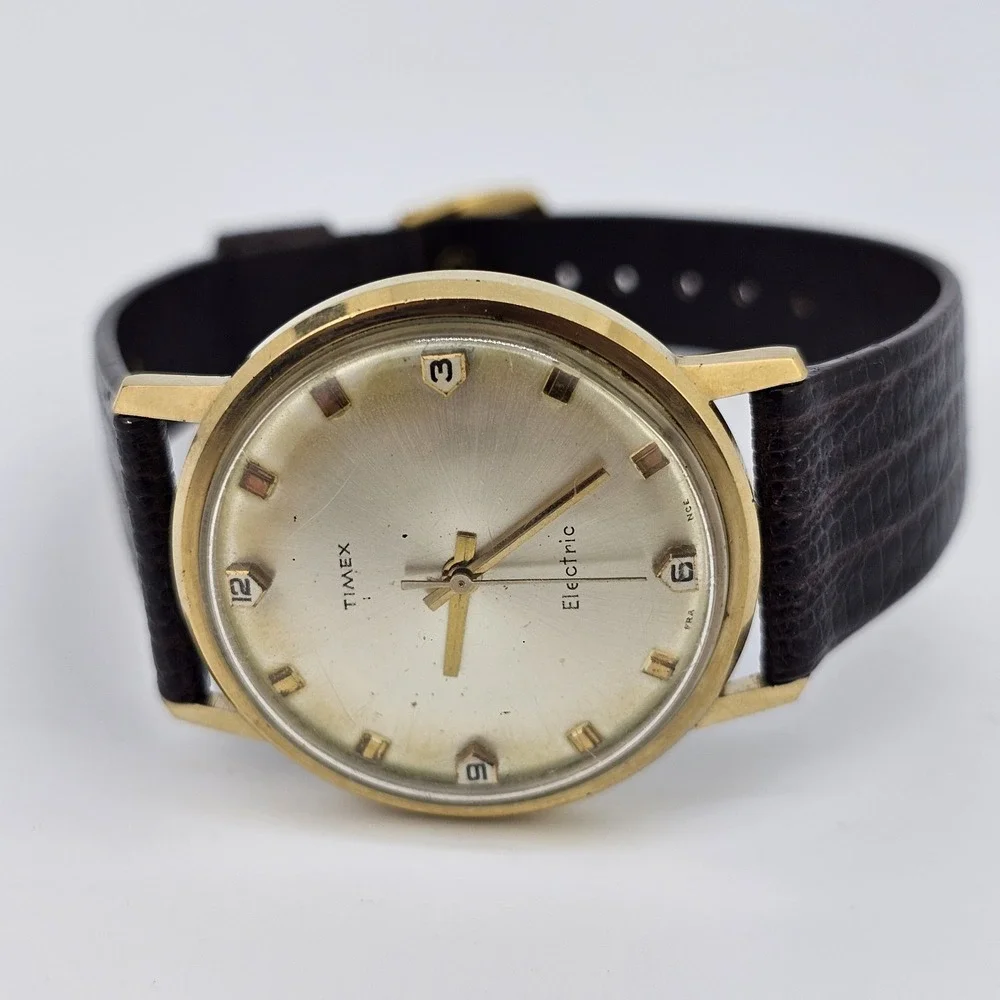 VTG Timex Electric Watch Men 35MM Rear Crown NEW Brown Leather Bands NEW Battery